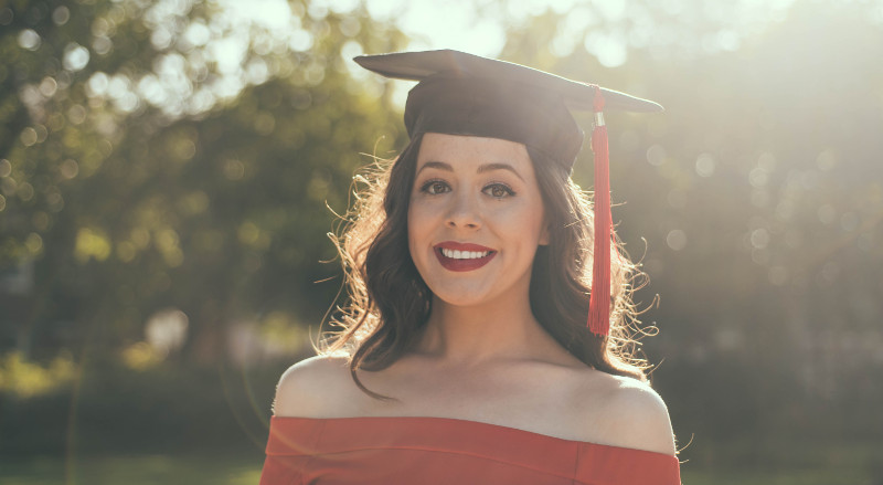 Looking for graduation Ideas this Spring?  Why not give the Gift of a Financial Plan? 